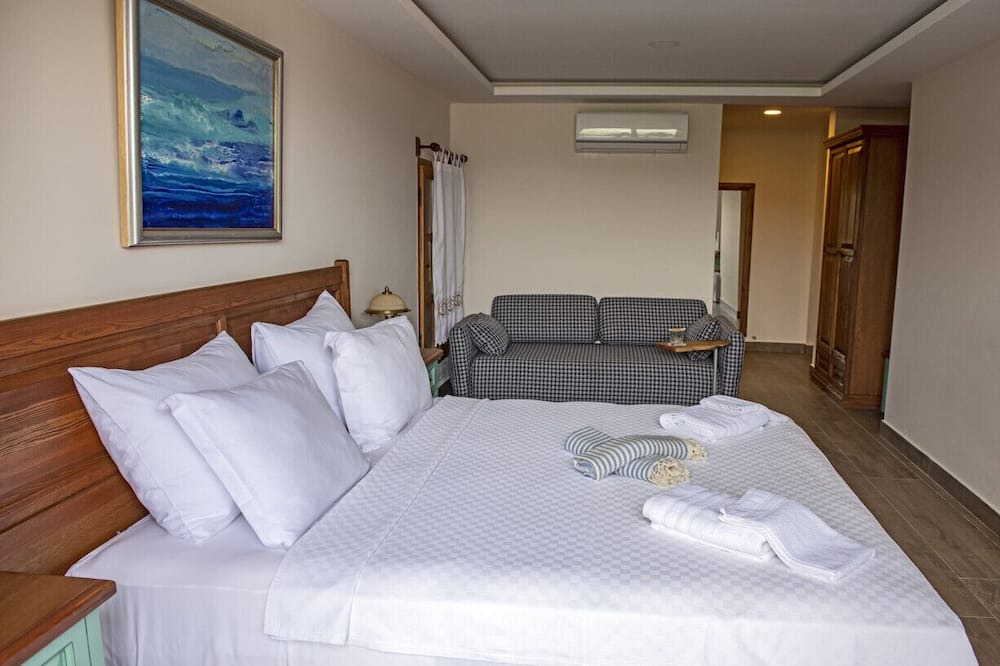Photo of Bedroom in Selimiye