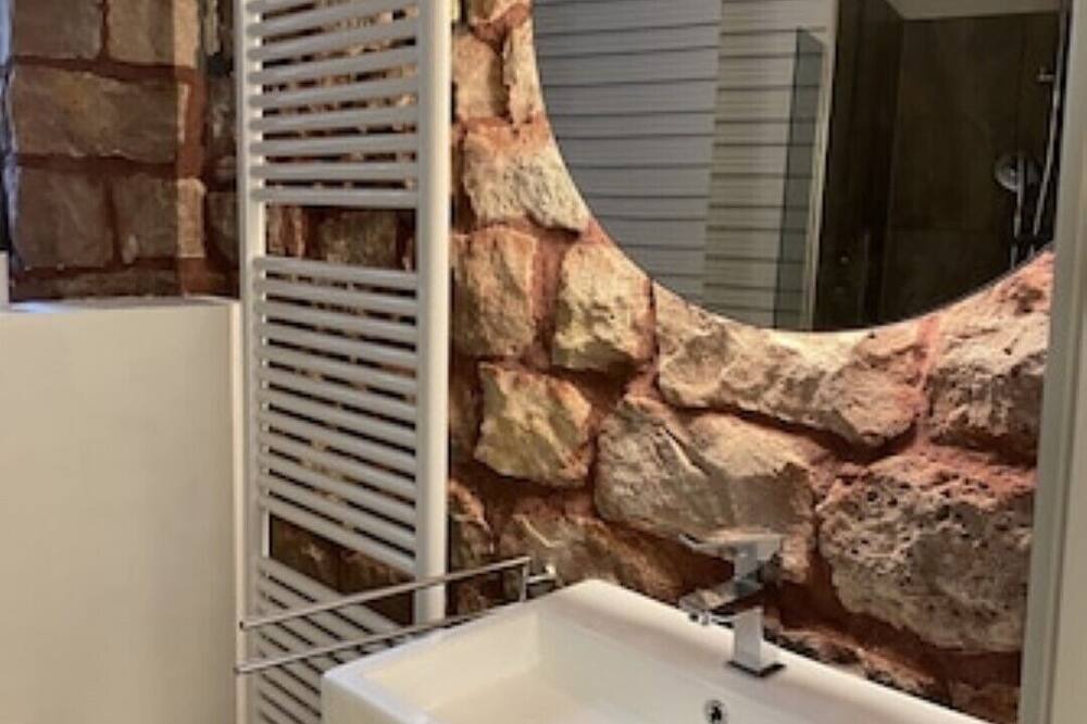 Photo of Bathroom in Mannheim City Centre