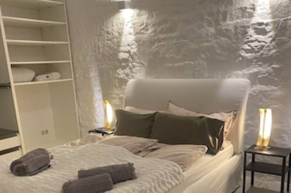 Photo of Bedroom in Mannheim City Centre