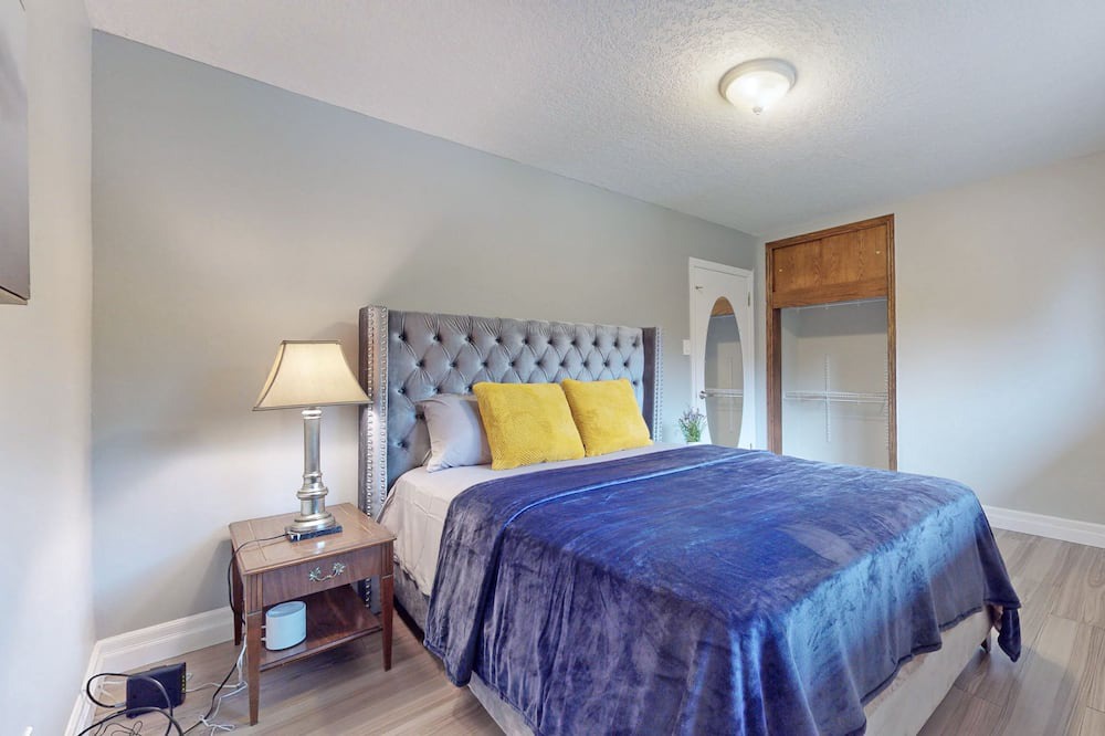 Photo of Bedroom in Township of Woolwich