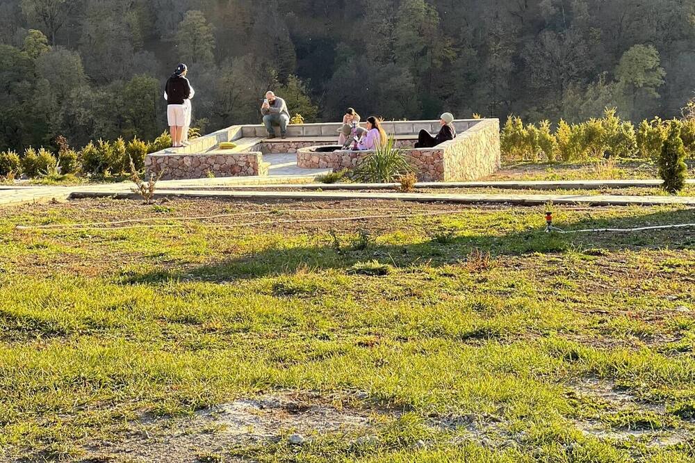 Photo of Others in Kaputan