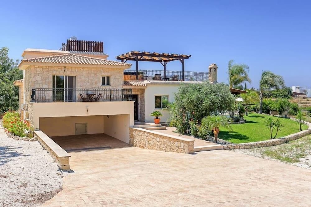 Photo of Outdoor in Latchi