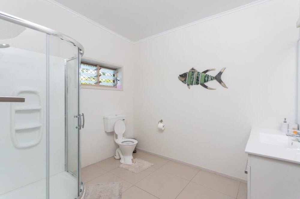 Photo of Bathroom in Rarotonga