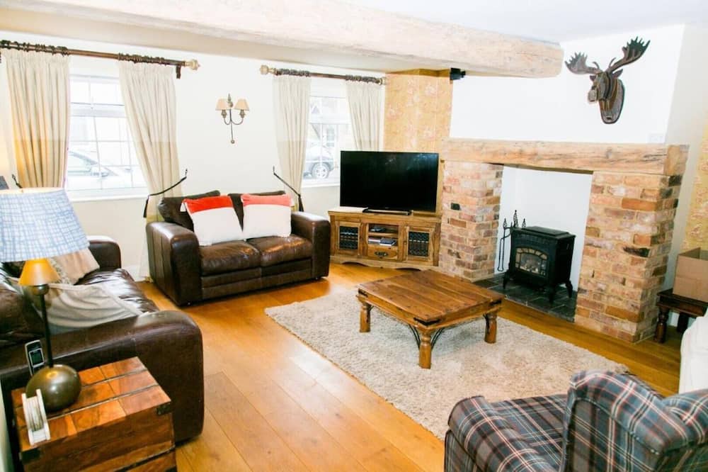 Photo of Livingroom in Daventry