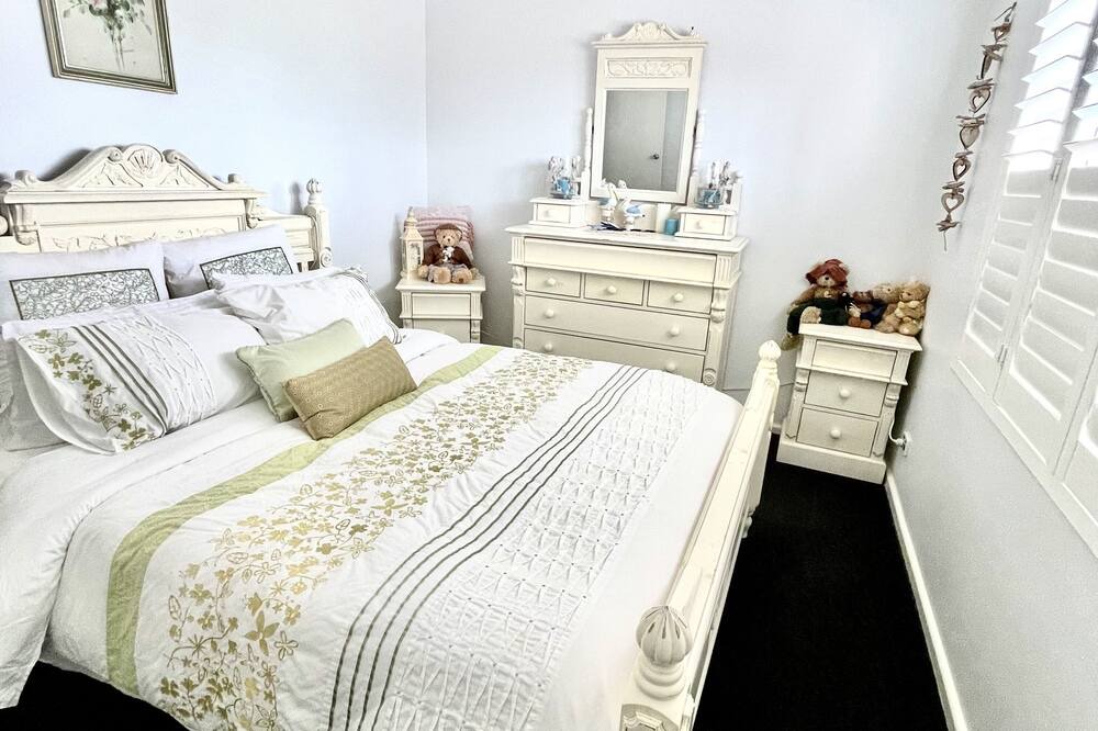 Photo of Bedroom in Hillvue