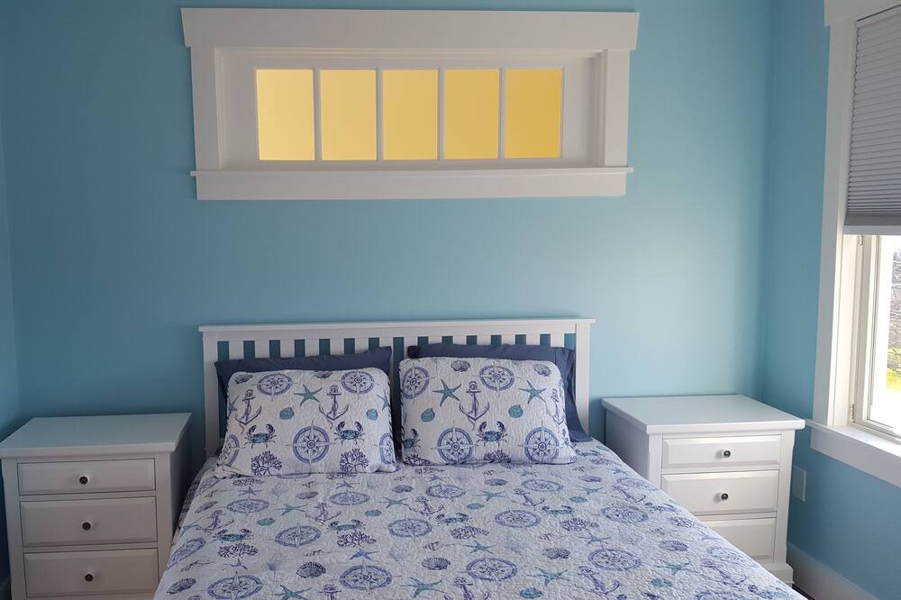 Photo of Bedroom in Matunuck