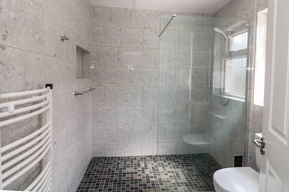 Photo of Bathroom in Ballindaggan