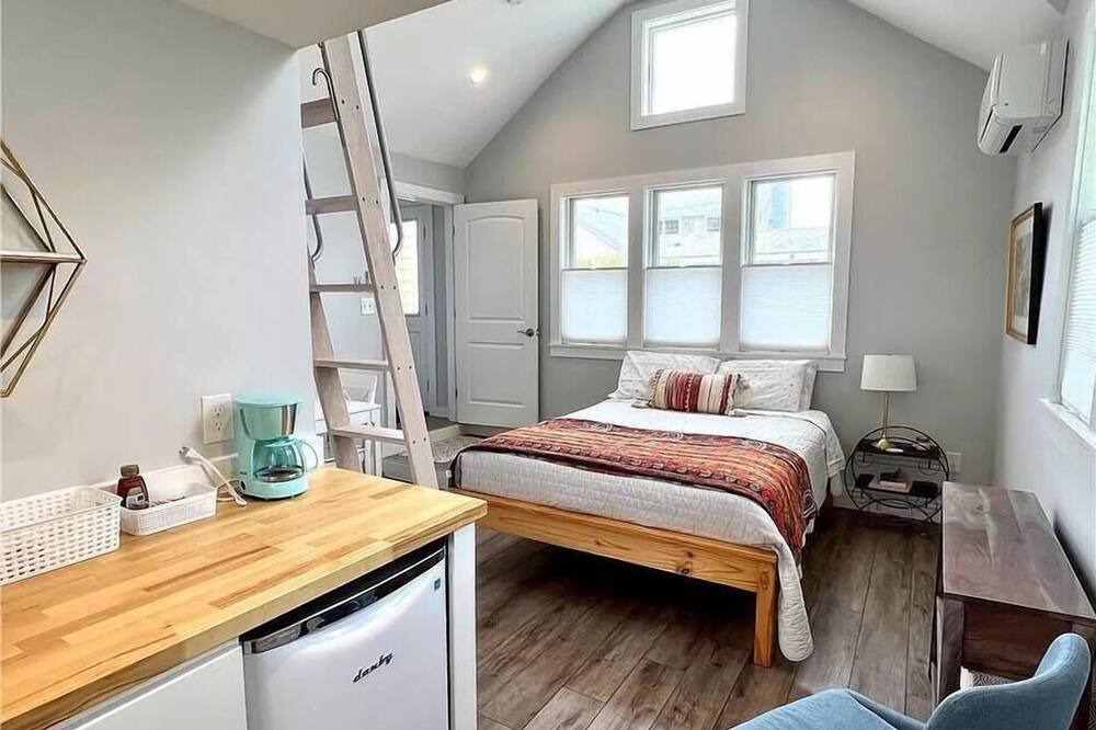 Photo of Bedroom in Snug Harbor