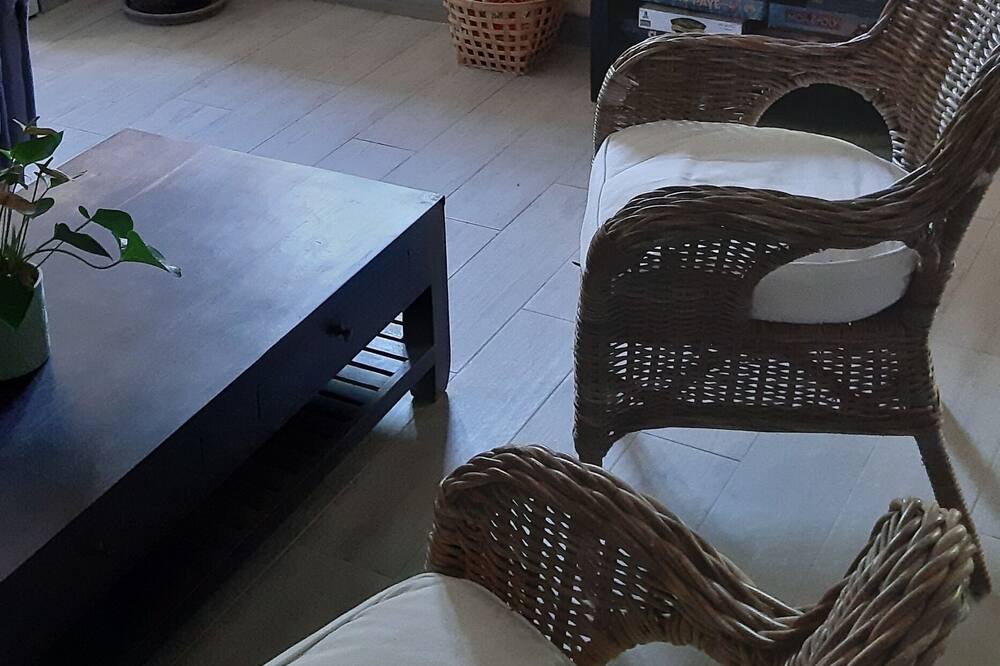Photo of Livingroom in Thonville
