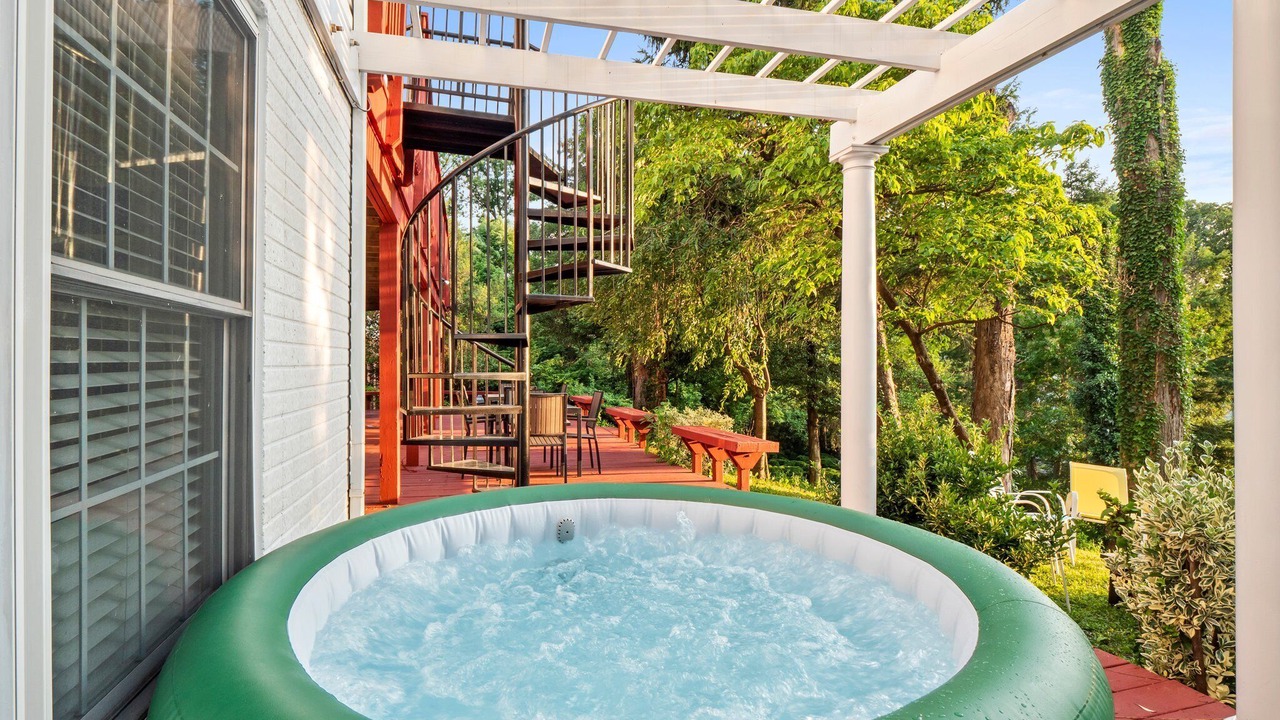 Photo of Outdoor in Addison Heights