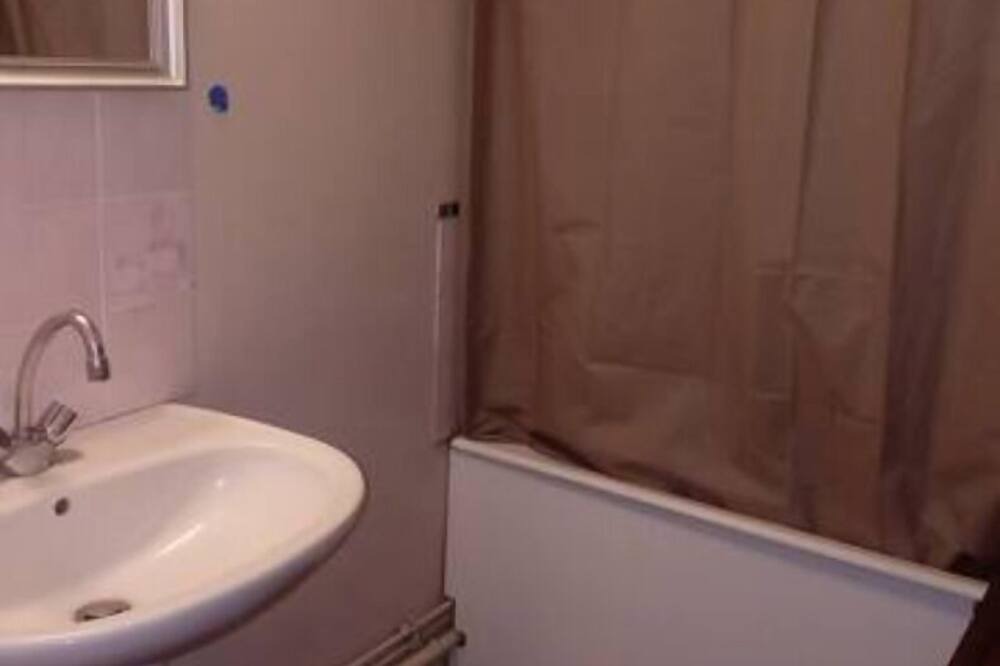 Photo of Bathroom in Carhaix-Plouguer