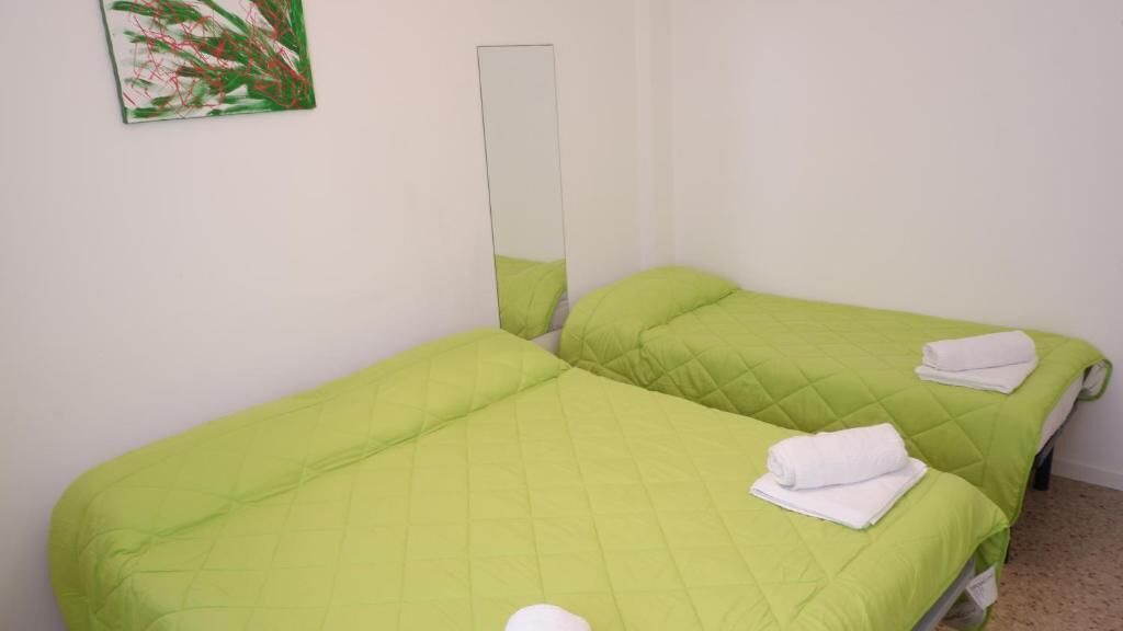 Photo of Bedroom in Faro