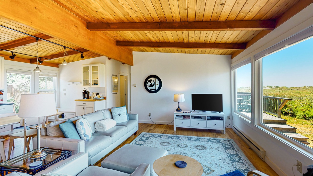 Photo of Livingroom in Manzanita