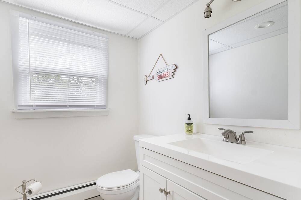 Photo of Bathroom in Matunuck