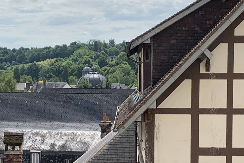 Photo of Outdoor in Lisieux