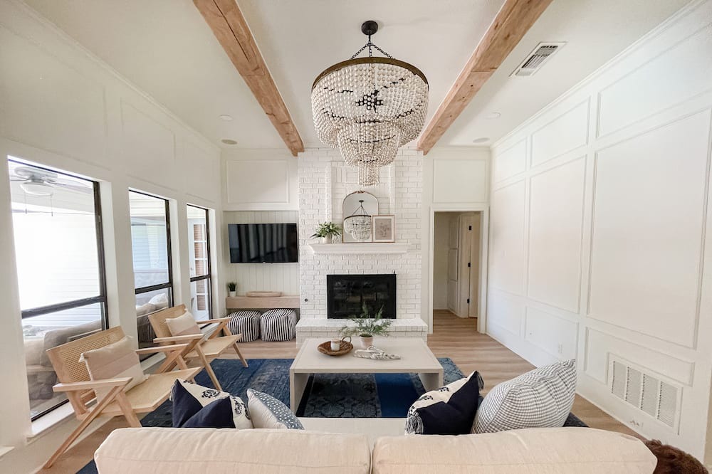 Photo of Livingroom in Grapevine