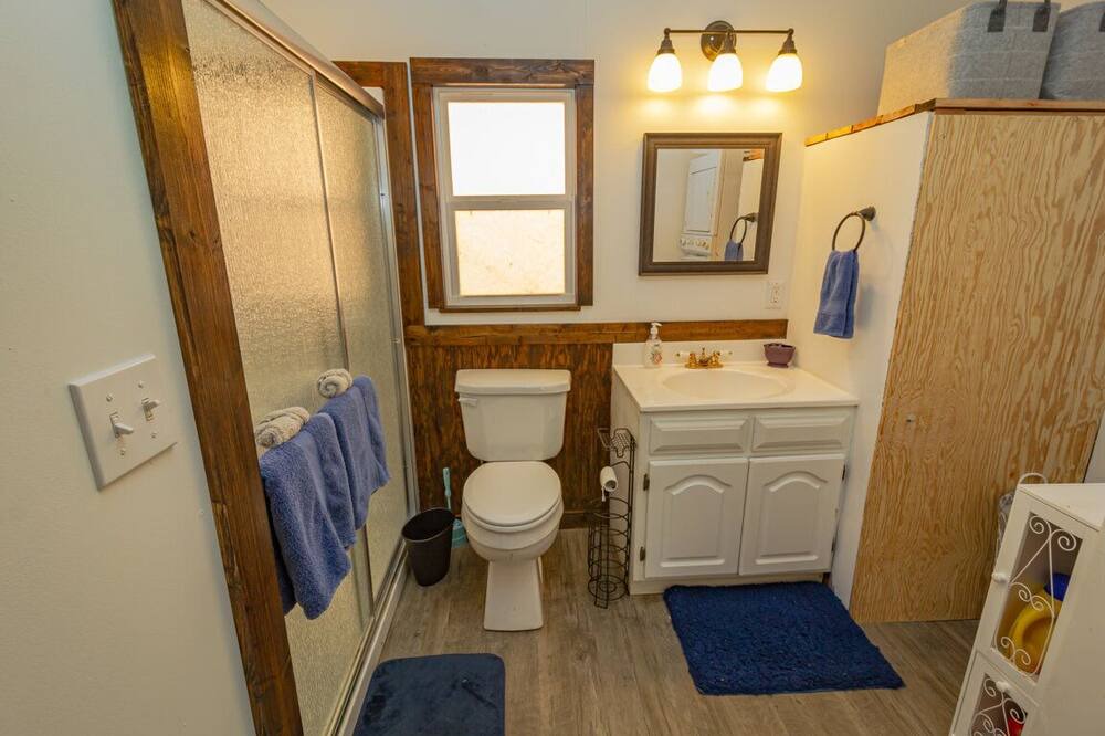 Photo of Bathroom in Hayesville