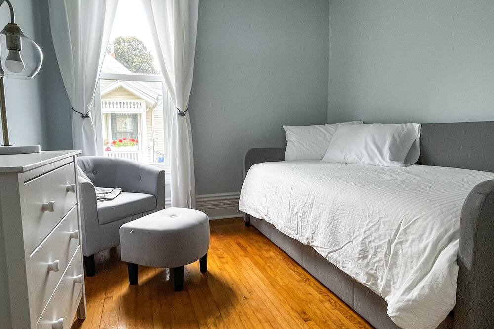 Photo of Bedroom in Baraboo
