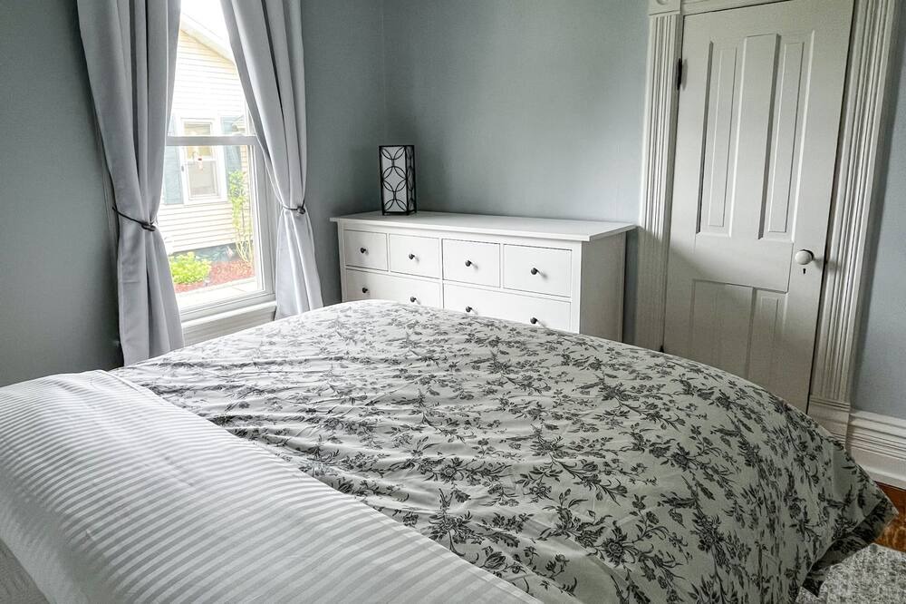 Photo of Bedroom in Baraboo