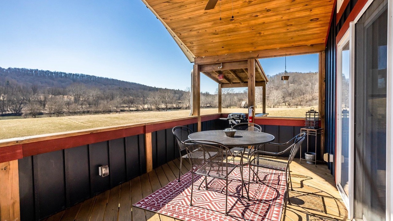 Photo of Patio Balcony in Draper