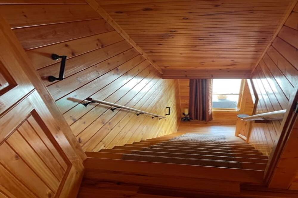 Photo of Bedroom in Goldbond