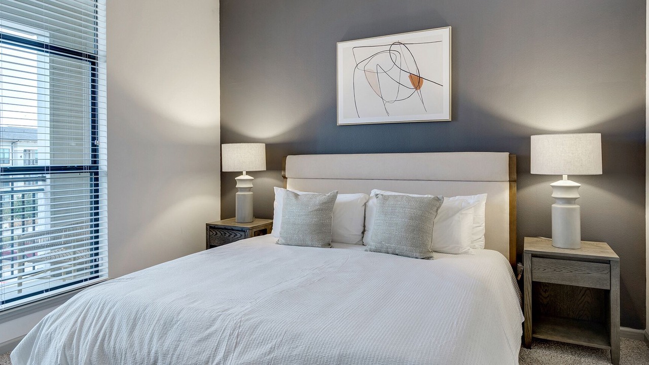 Photo of Bedroom in Garland
