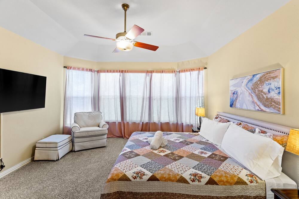 Photo of Bedroom in Allen