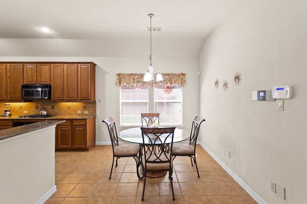 Photo of Kitchen in Allen