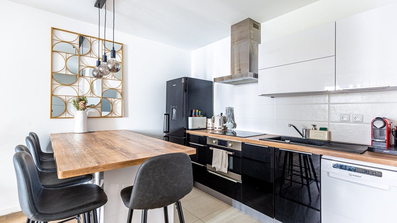 Photo of Kitchen in Bassins a Flot