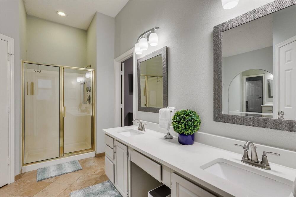 Photo of Bathroom in Grapevine