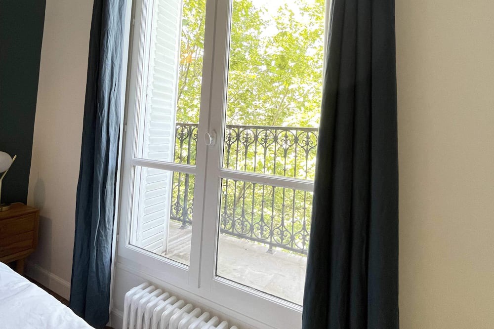 Photo of Others in 8th Arrondissement