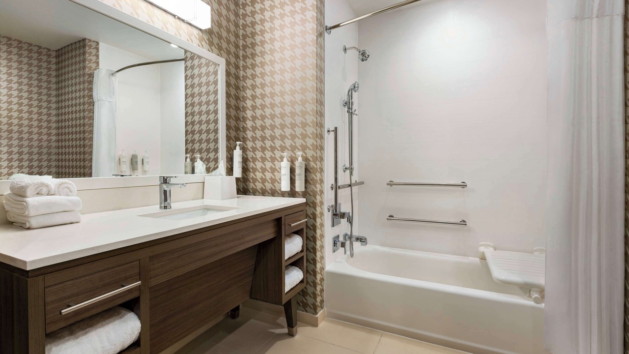 Photo of Bathroom in West End