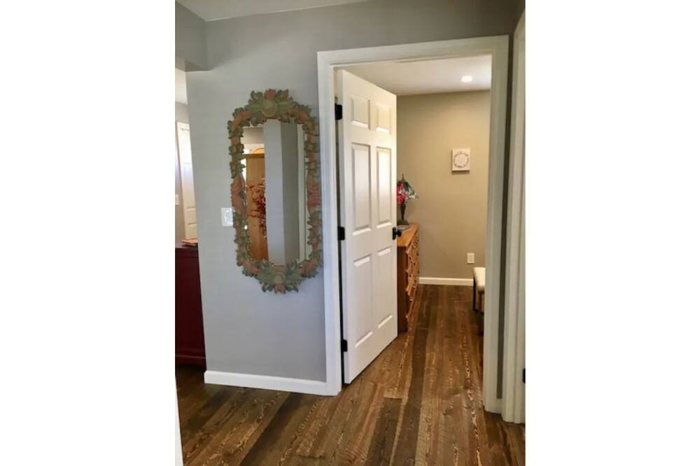 Photo of Bedroom in Johnson Lane
