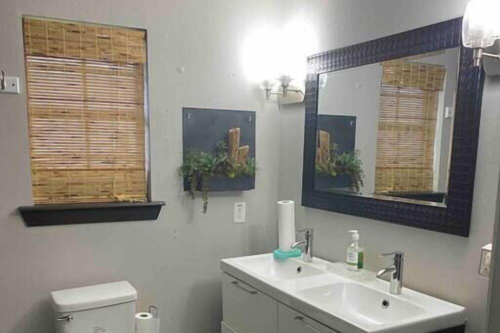 Photo of Bathroom in Lancaster