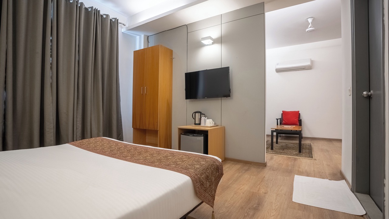 Photo of Bedroom in Sector 15