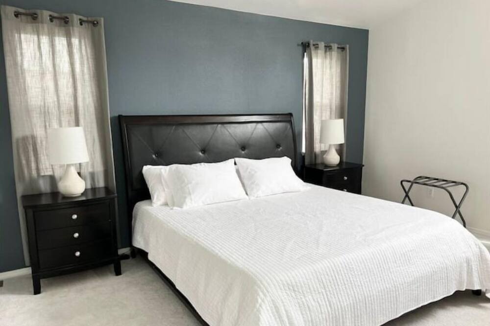 Photo of Bedroom in Northwest Reno