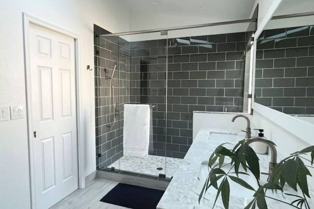 Photo of Bathroom in Northwest Reno