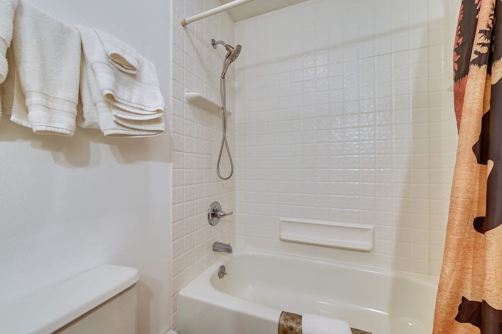 Photo of Bathroom in Cooper Landing