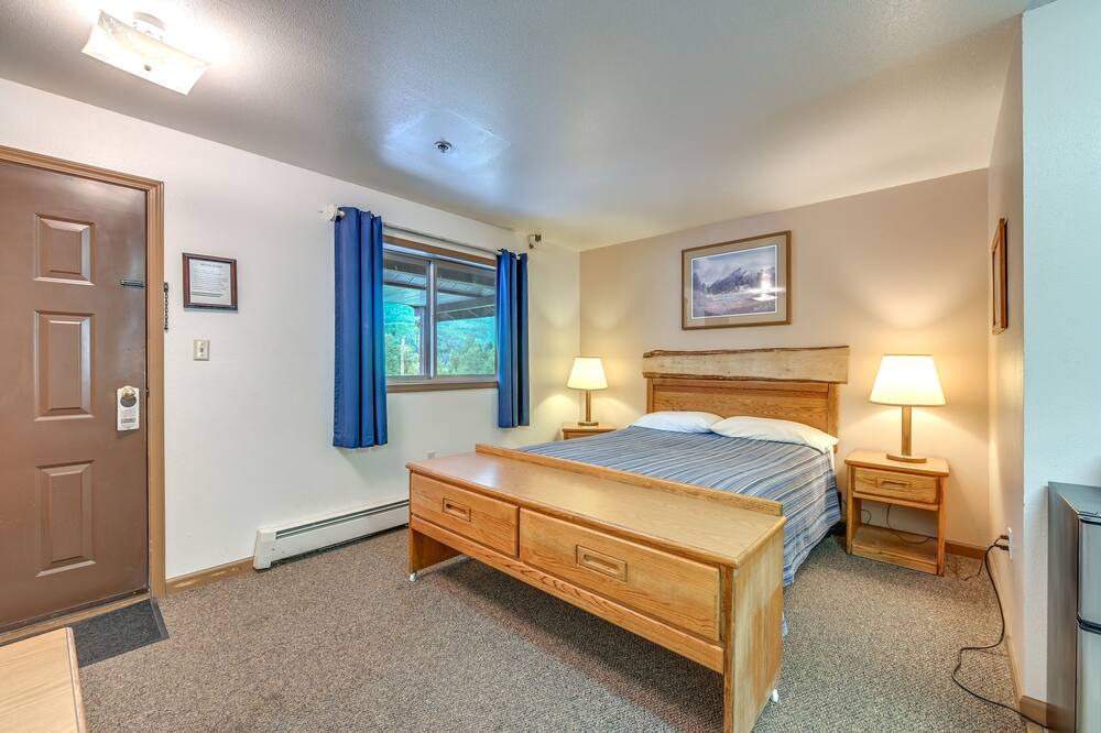 Photo of Bedroom in Cooper Landing