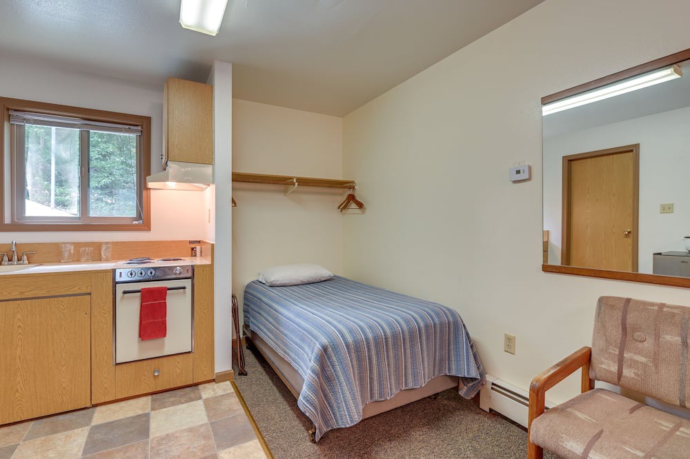 Photo of Bedroom in Cooper Landing