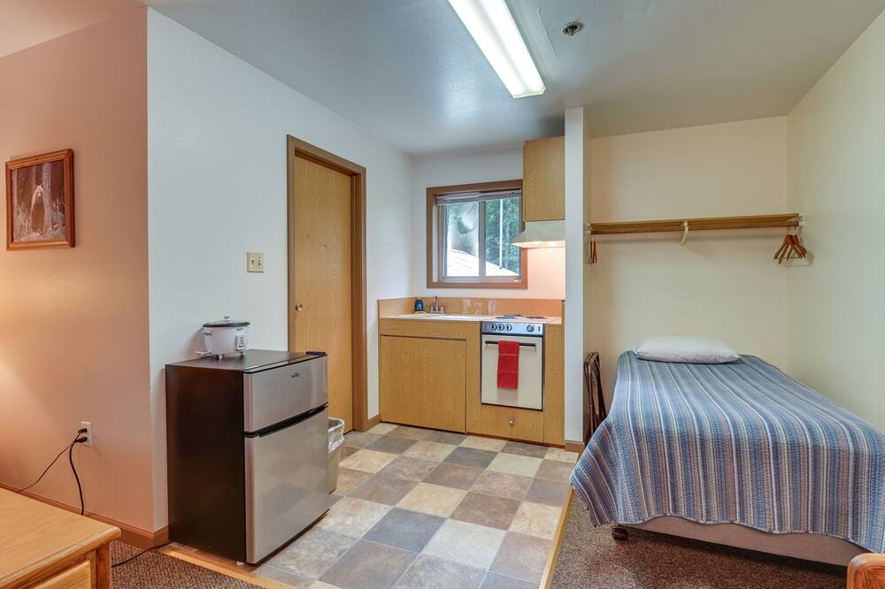 Photo of Bedroom in Cooper Landing