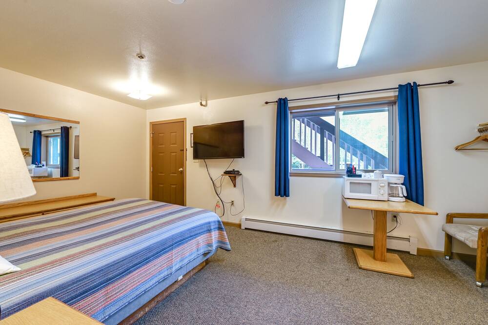 Photo of Bedroom in Cooper Landing