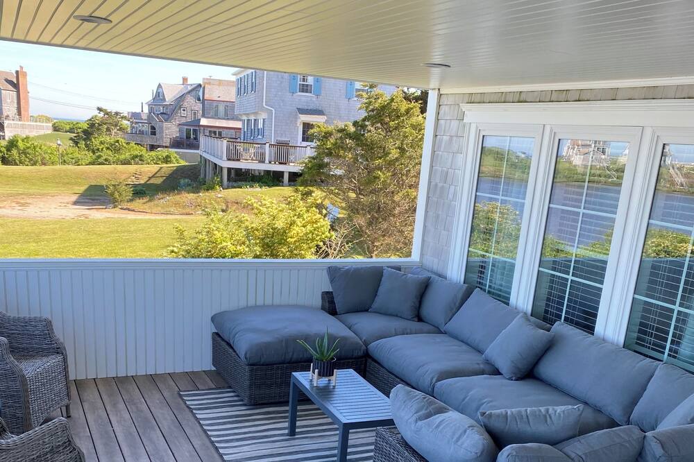 Photo of Patio Balcony in Matunuck