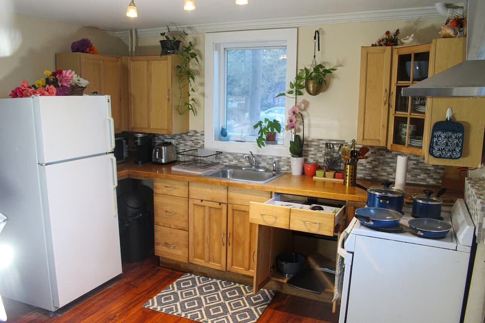 Photo of Kitchen in Amherst