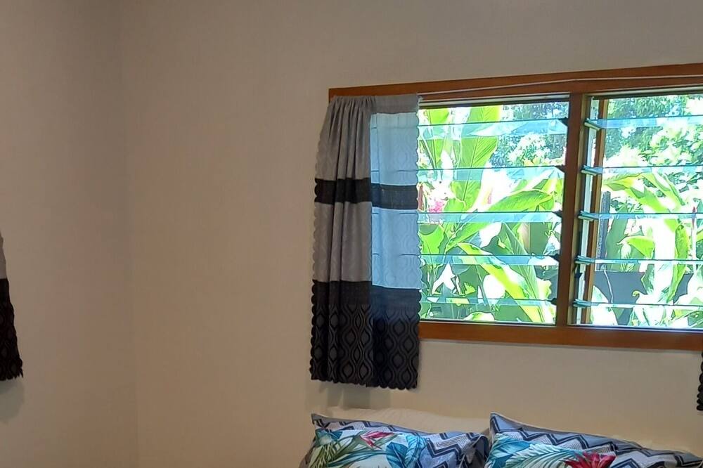 Photo of Bedroom in Arorangi