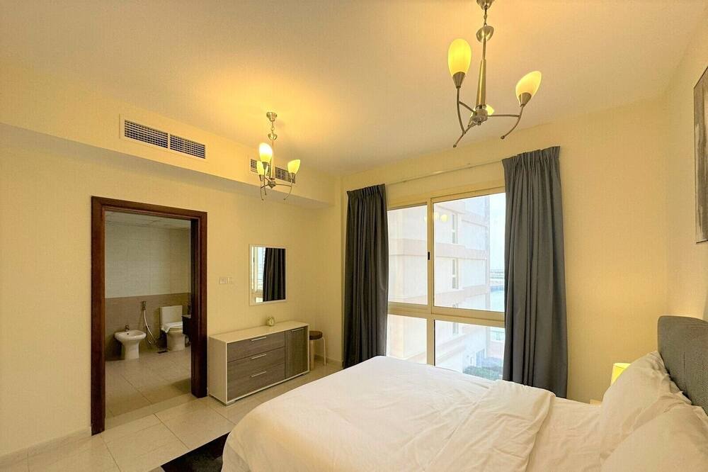 Photo of Bedroom in Mina Al Arab