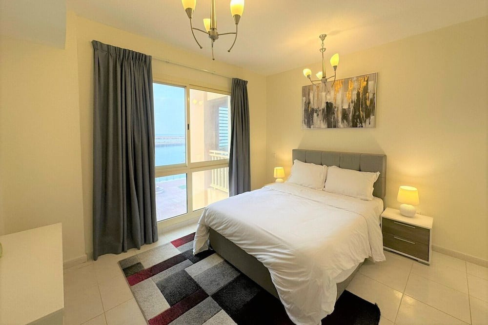 Photo of Bedroom in Mina Al Arab