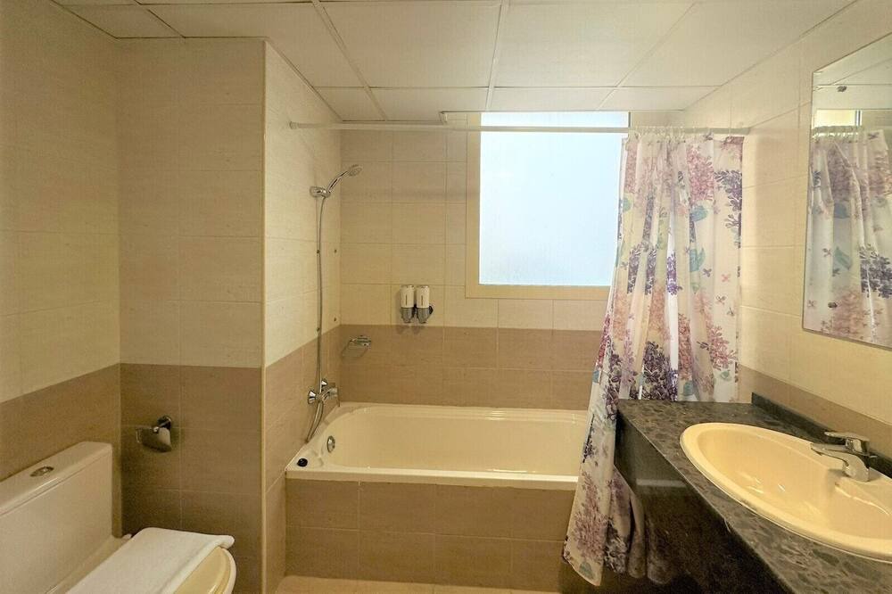 Photo of Bathroom in Mina Al Arab