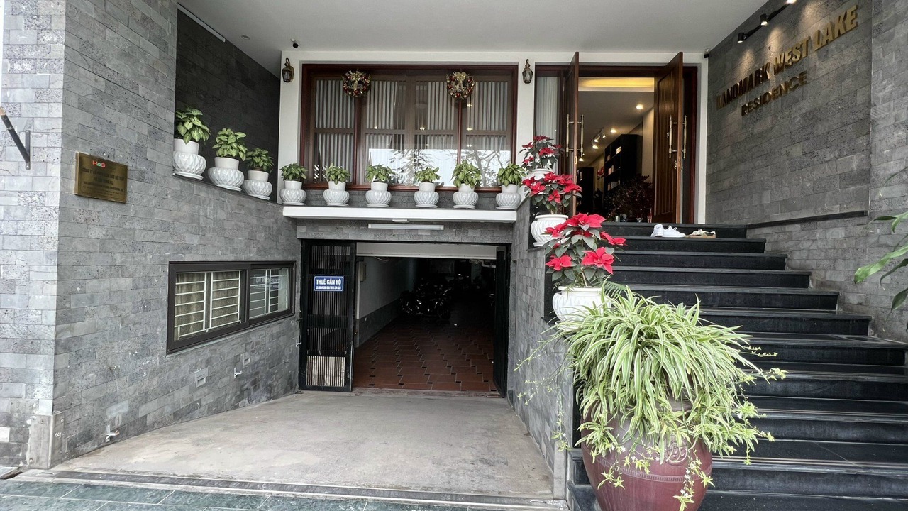 Photo of Outdoor in Nhat Tan