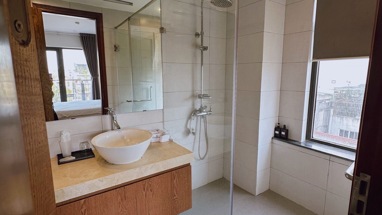 Photo of Bathroom in Nhat Tan